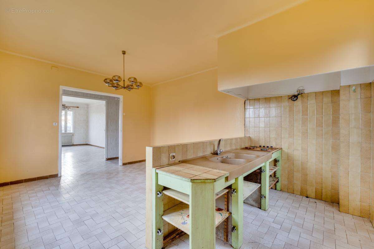 Maison 170 m² à Odars  - photo 6