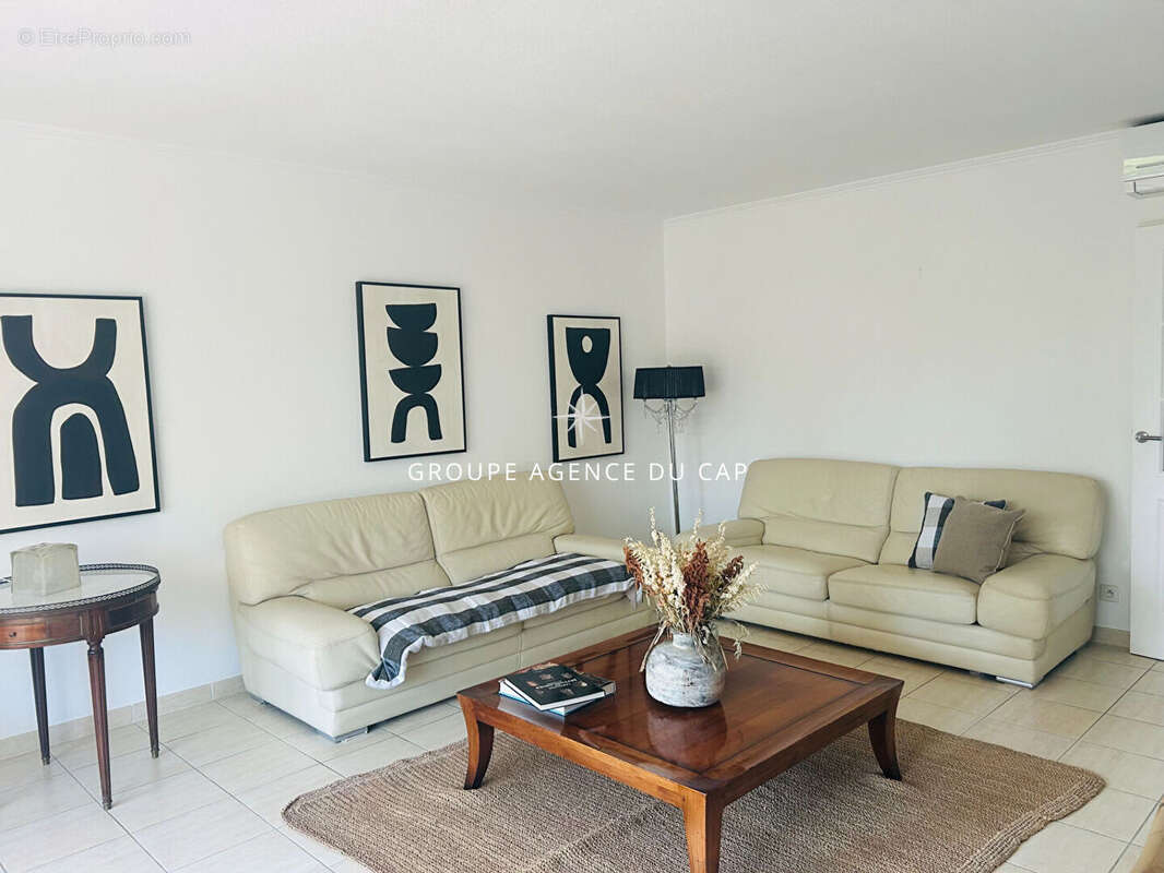 Appartement à FREJUS