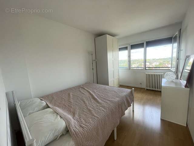 Appartement à MAISONS-ALFORT