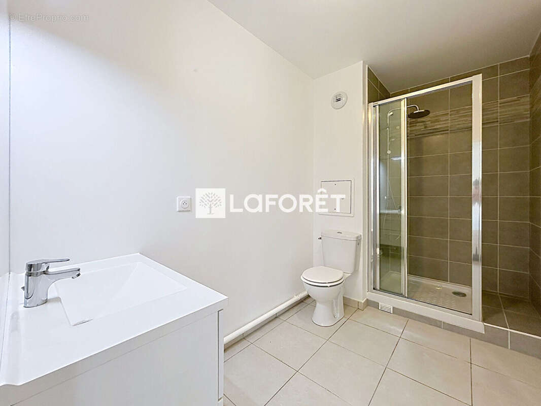 Appartement à VERNEUIL-SUR-SEINE