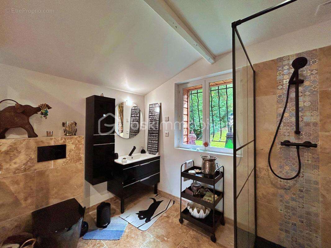 Maison à SAINT-LEGER-EN-YVELINES