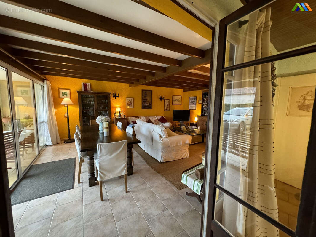 Maison 200 m² à Trie-Sur-Baise  - photo 6