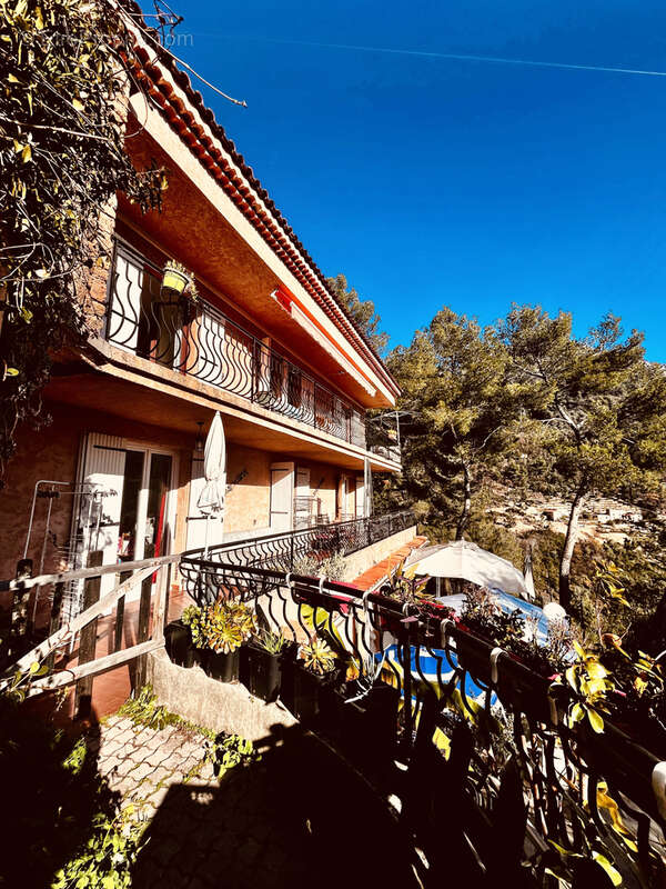 Maison à MENTON