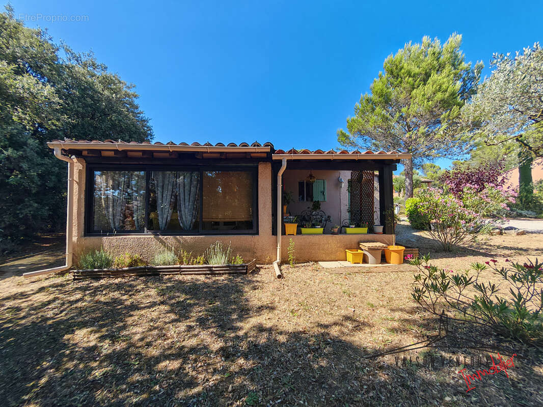 Maison T2 en résidence avec piscine - photo 2
