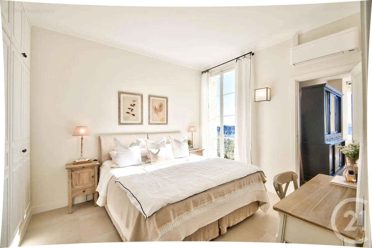 Appartement à VILLEFRANCHE-SUR-MER