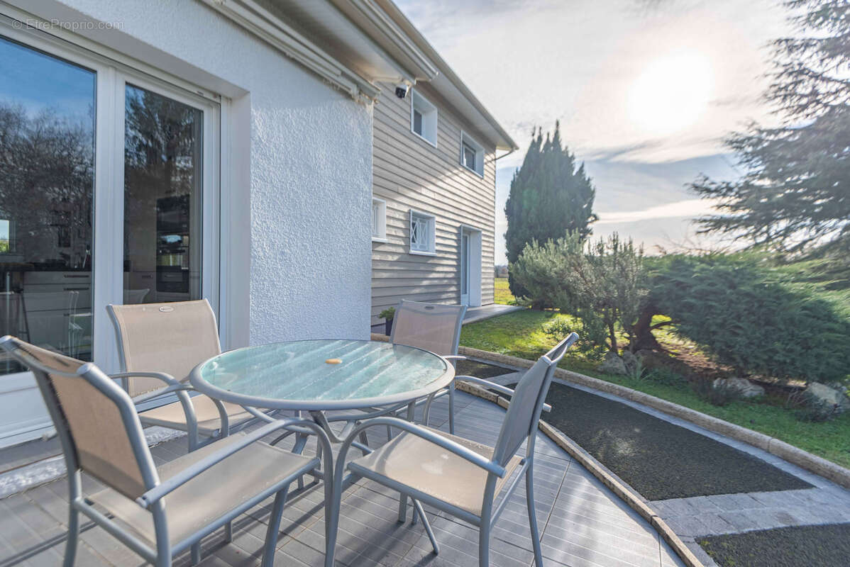 Maison à LIGNAN-DE-BORDEAUX