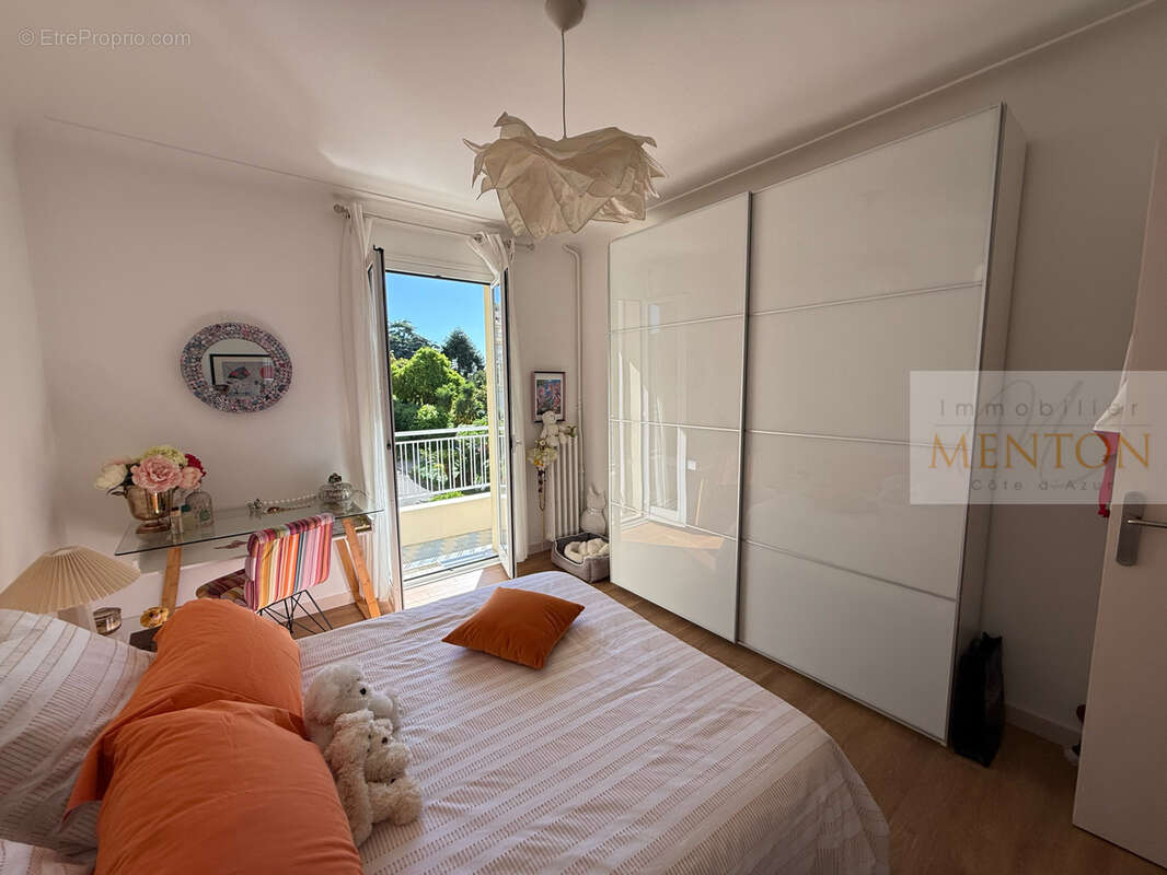 Appartement à MENTON