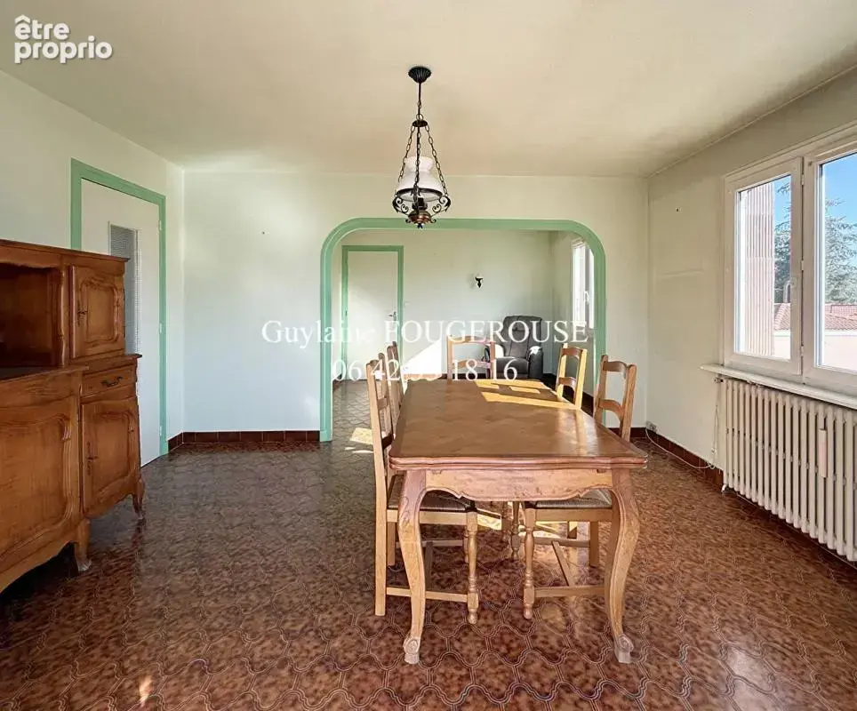 Maison au centre de SAVIGNEUX  42600 - 4 chambres - photo 3