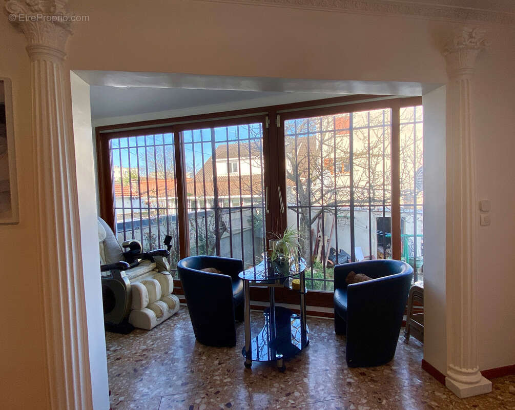 Maison à LE BLANC-MESNIL