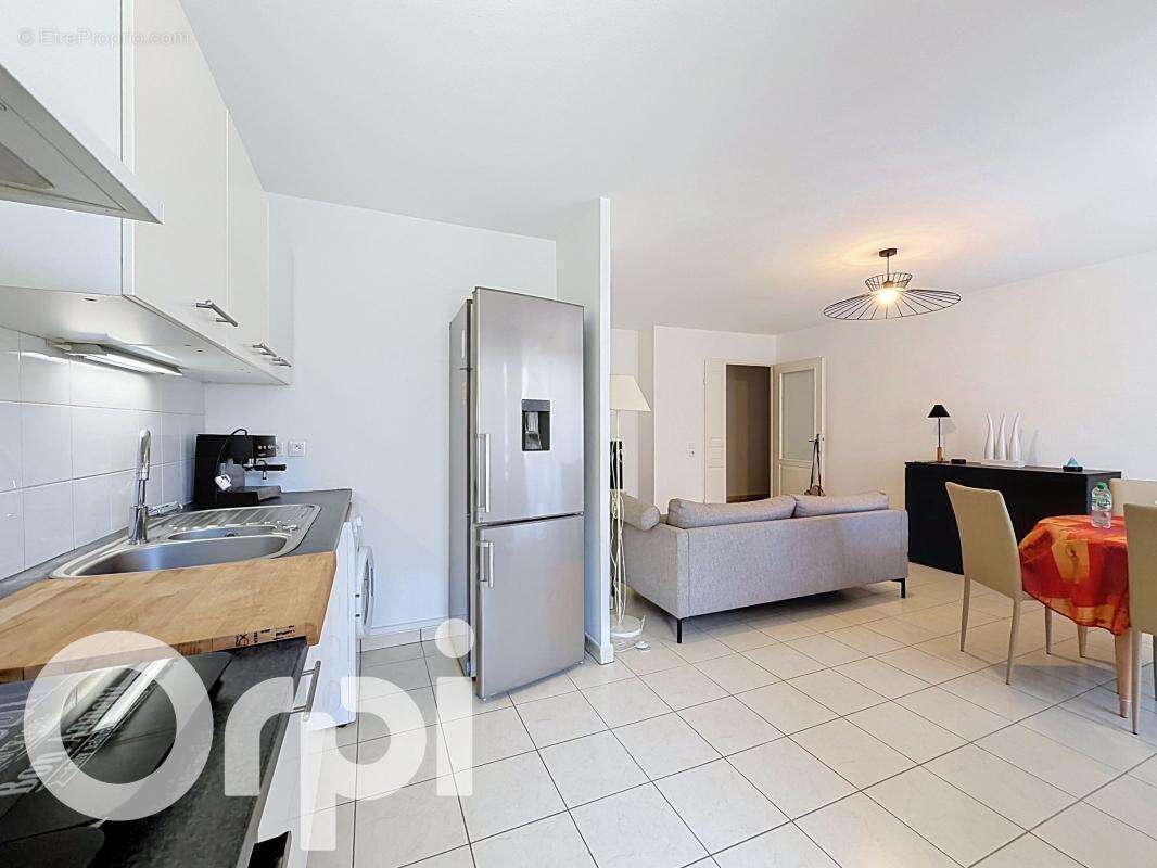 Appartement à PUGET-SUR-ARGENS