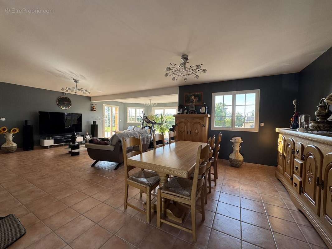 Maison 160 m² à Marbeuf  - photo 9
