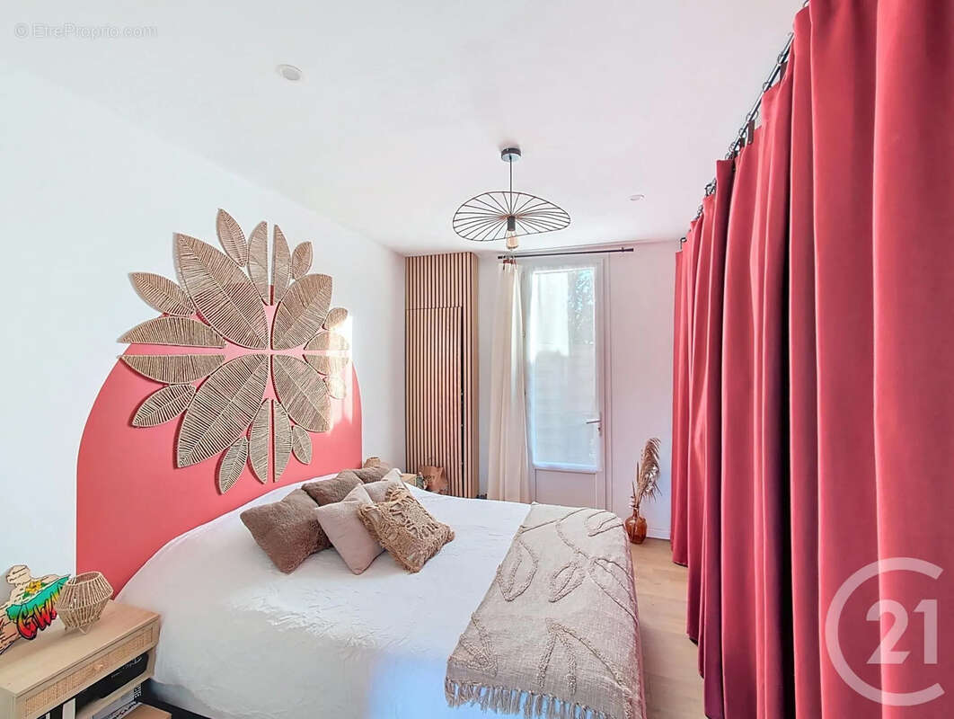 Appartement à LIVRY-SUR-SEINE