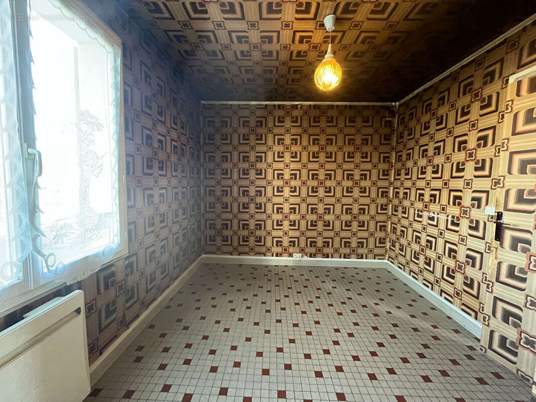 Maison à AUBIGNY-SUR-NERE
