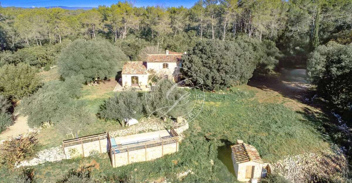 Maison à LORGUES