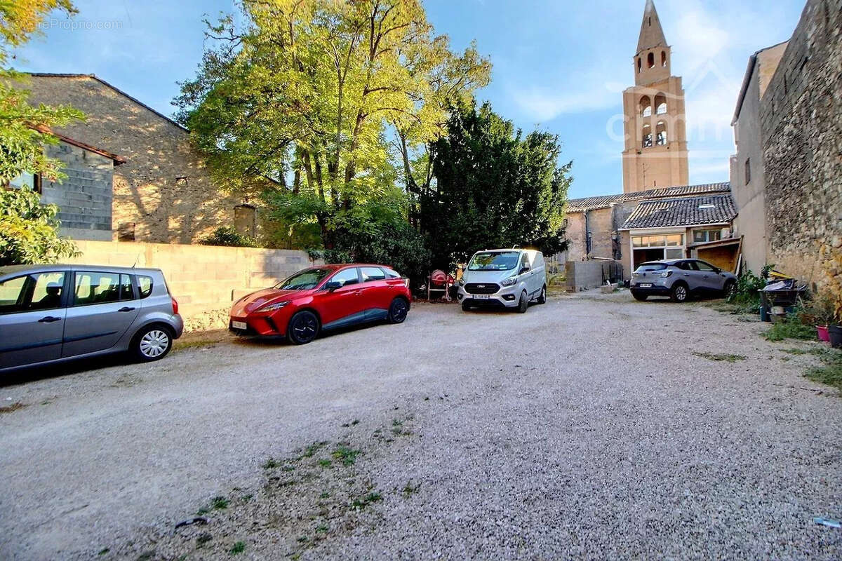 Appartement à MONTAGNAC