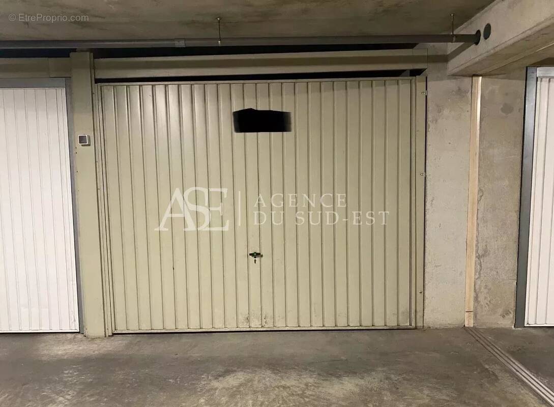 Parking à AIX-EN-PROVENCE