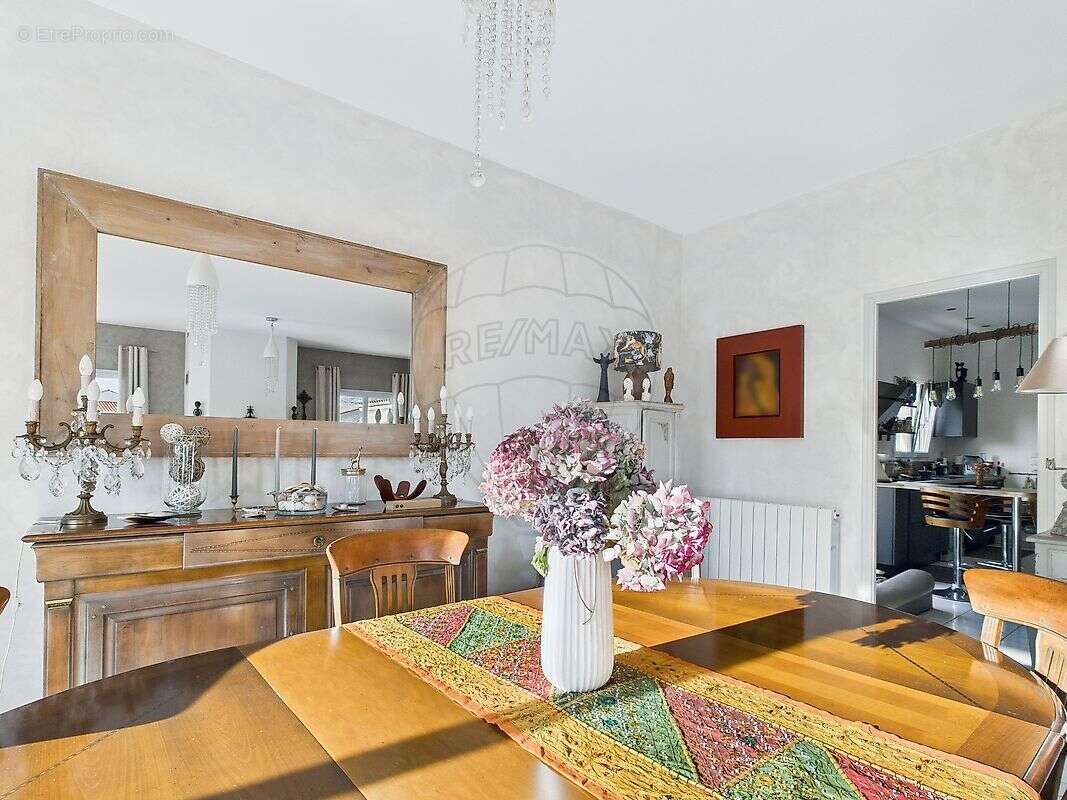 Maison à LES MATHES