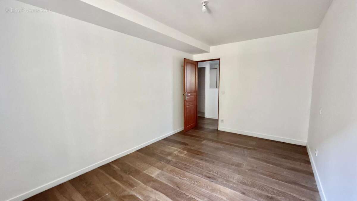 Appartement À Vendre - photo 7