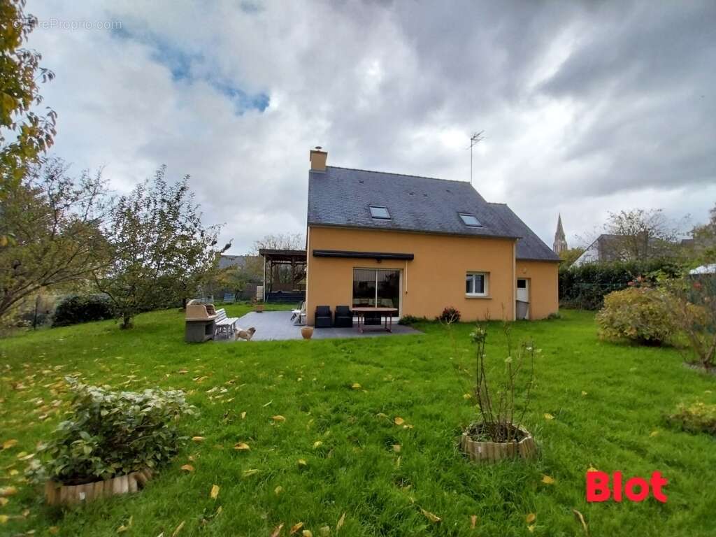 Maison à PLEUDIHEN-SUR-RANCE