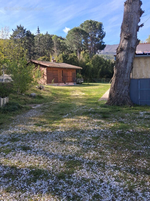 Maison à REYNES
