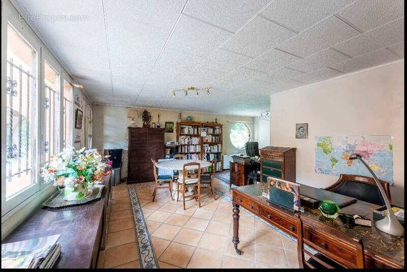 Maison à SAINT-CYR-AU-MONT-D'OR