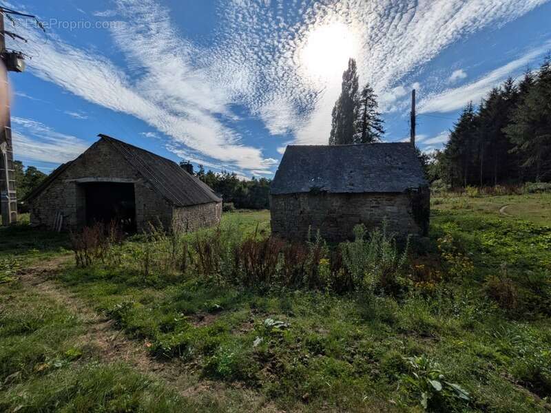 Maison à SEGLIEN