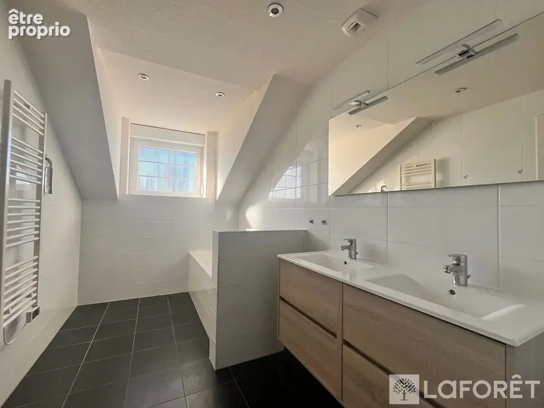 Appartement Huttenheim 4 pièce(s) 97 m² - photo 11
