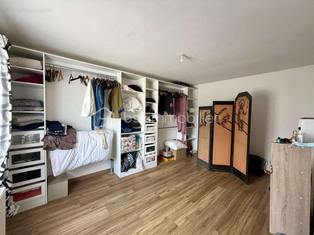 Maison de plain pied, 3 chambres et grange - photo 16