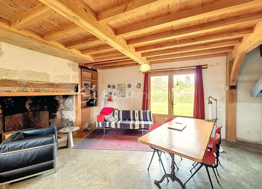 Hameau avec ancien Presbytère et Ferme - photo 10