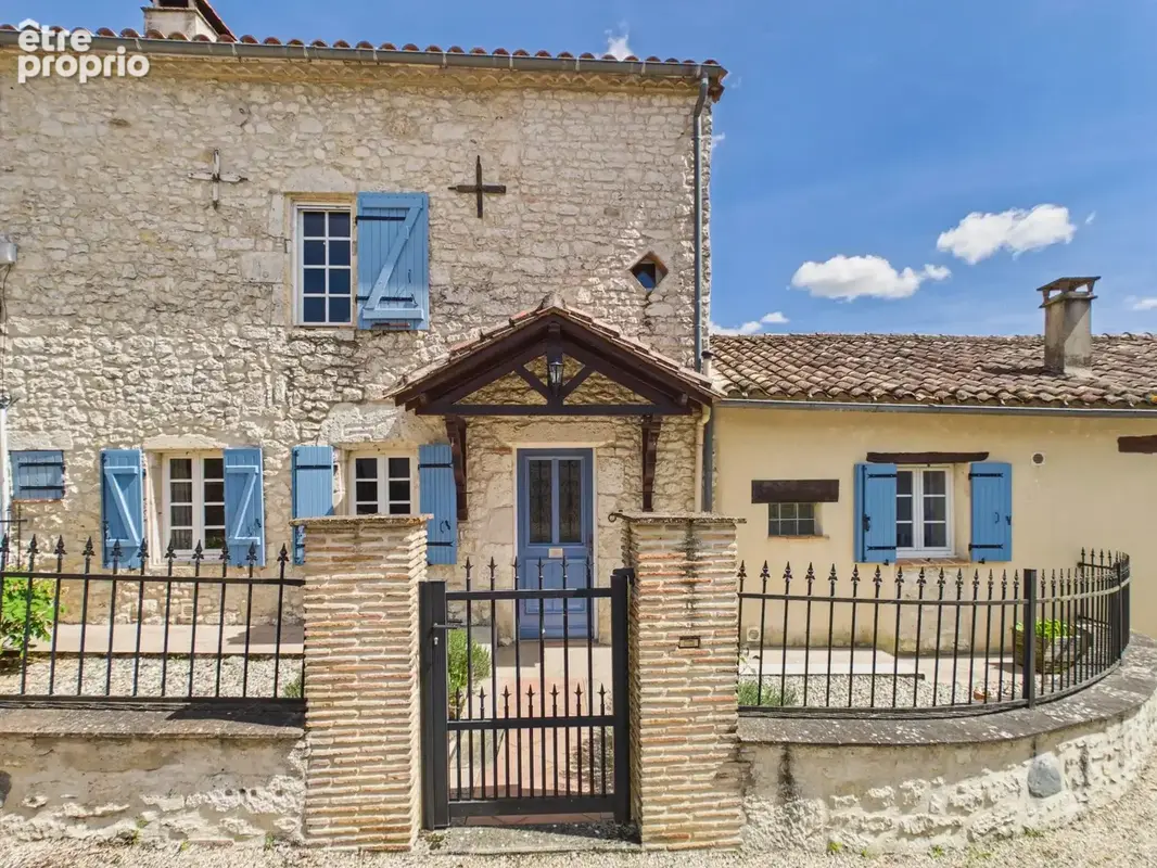 Maison en pierre de caractère comprenant 3 chambres, avec jardin à proximité de Duras - photo 1