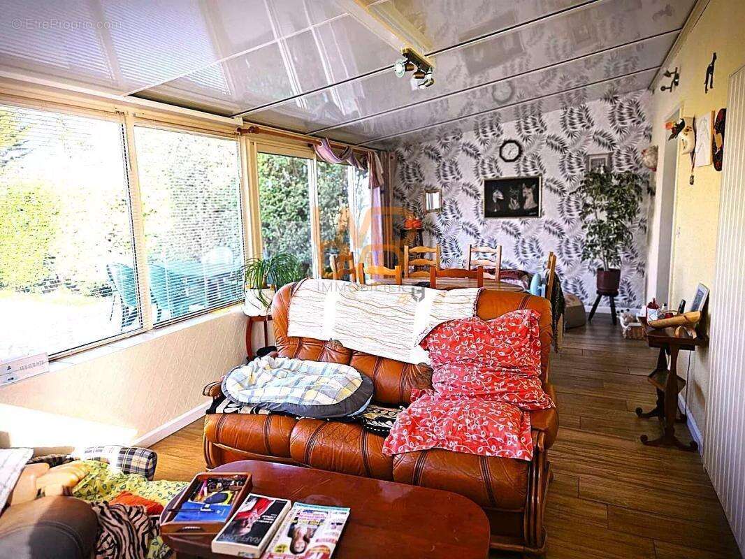 Maison à SAINT-JEAN-D&#039;ANGELY