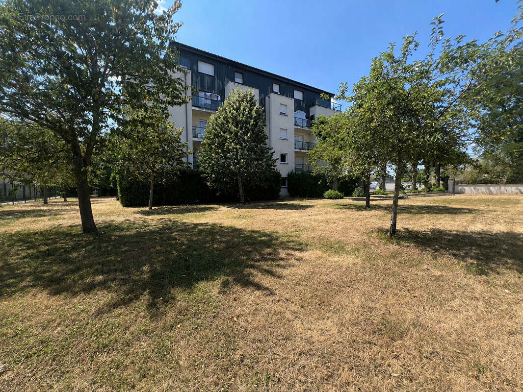T4 - dernier etage - box et parking - balcons - photo 11
