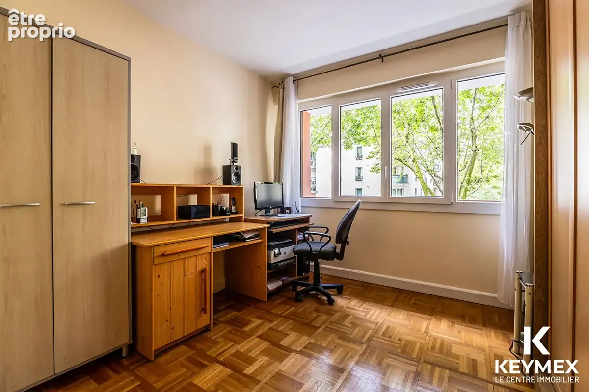 Appartement Issy Les Moulineaux 4 pièce(s) 82 m2 - photo 3