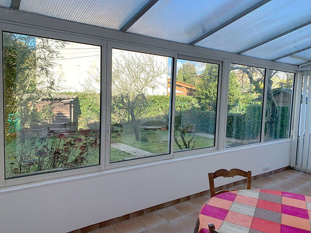 Maison à VILLENAVE-D'ORNON