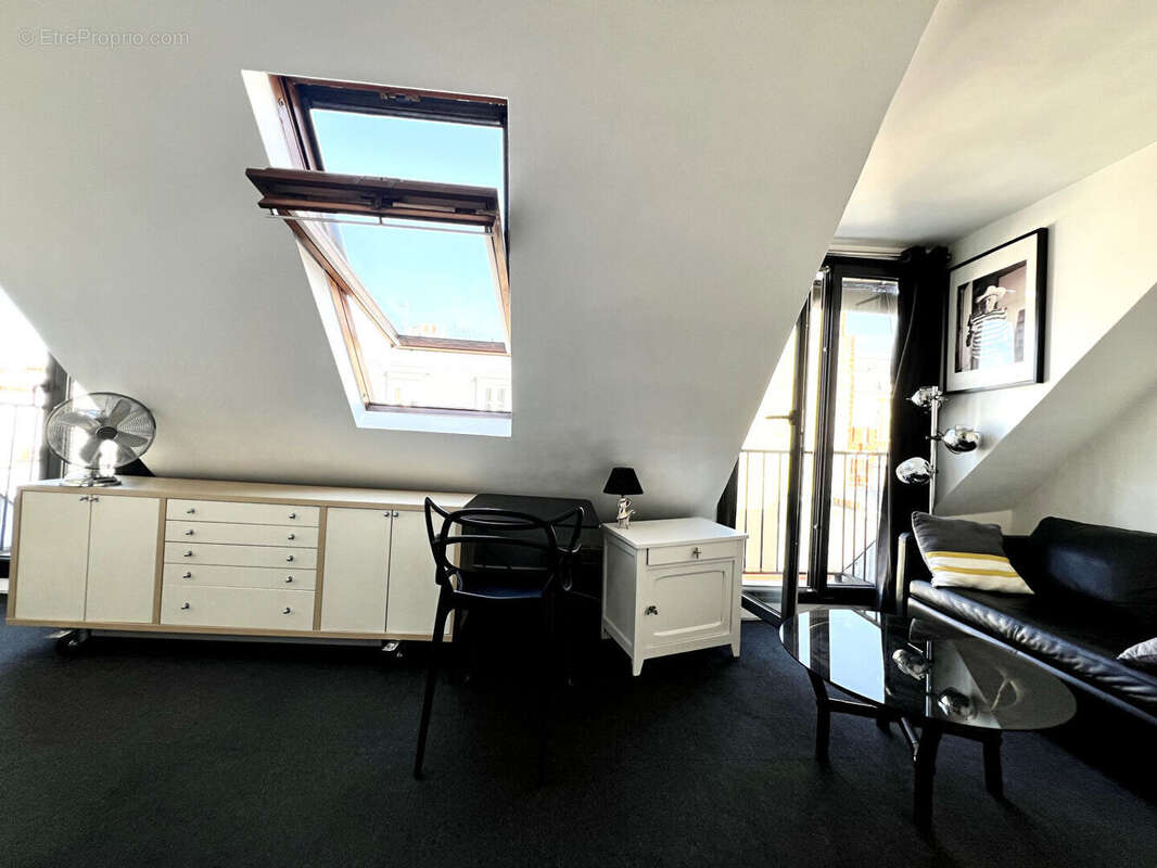 Appartement à PARIS-7E