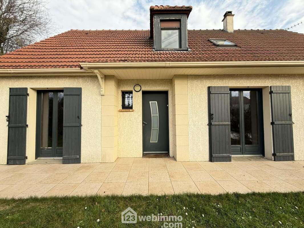 Découvrons l'intérieur - Maison à AUTREVILLE