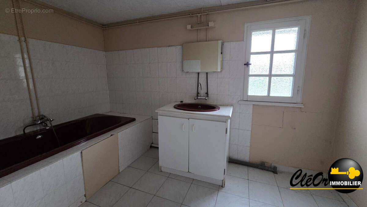 Maison à PIERRE-DE-BRESSE