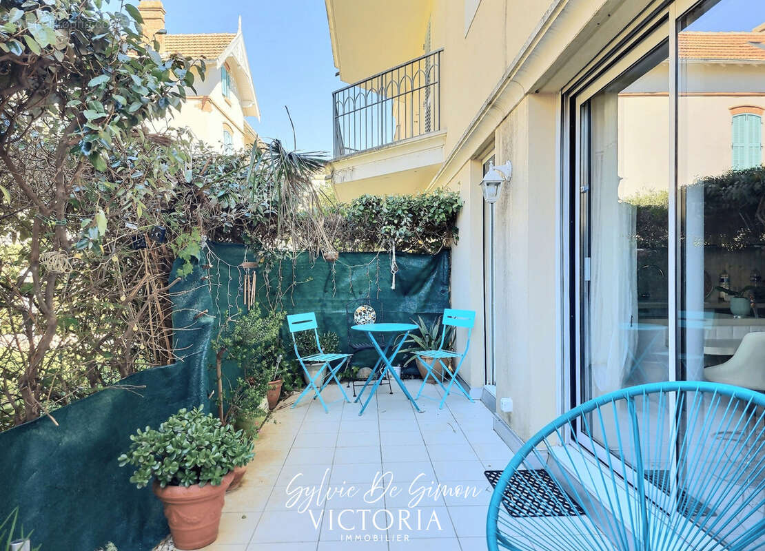 Appartement à HYERES