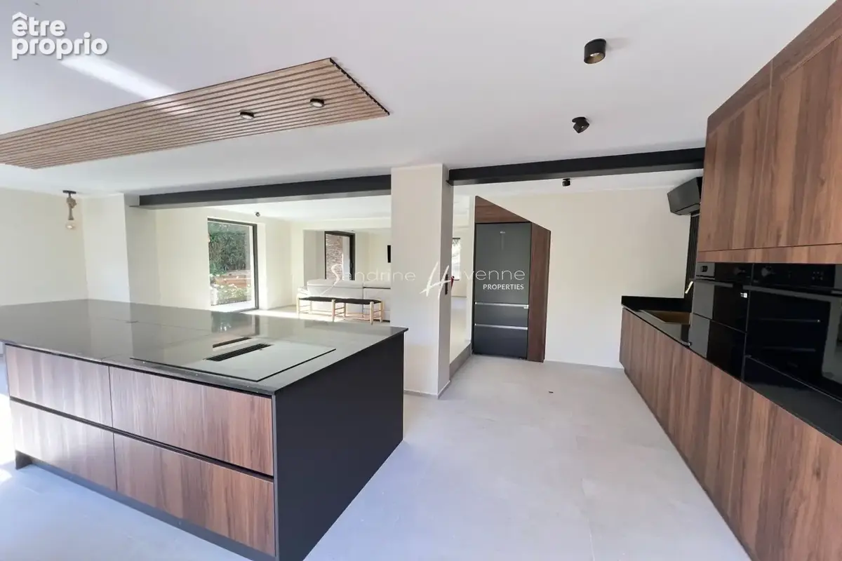 Maison 5 pièces à vendre à La Croix-Valmer (83420) - photo 7