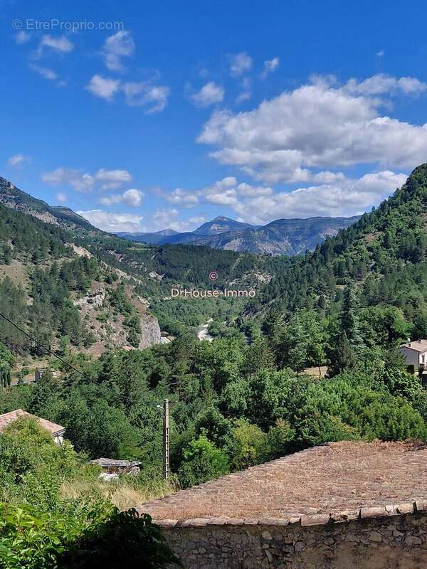 Maison à ESPENEL
