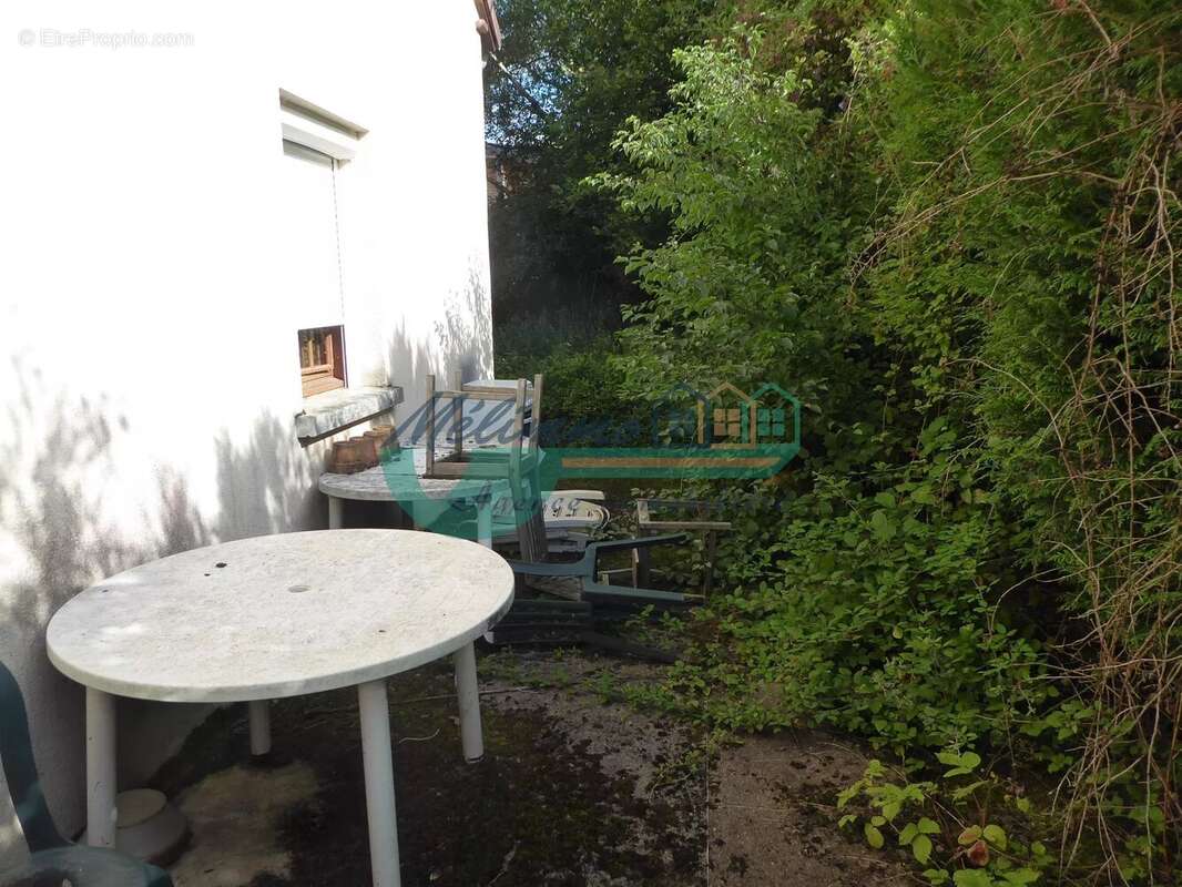 Maison à SAINT-PRIVE