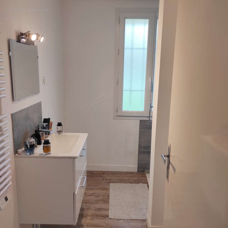 Maison à CHAMPCEVINEL