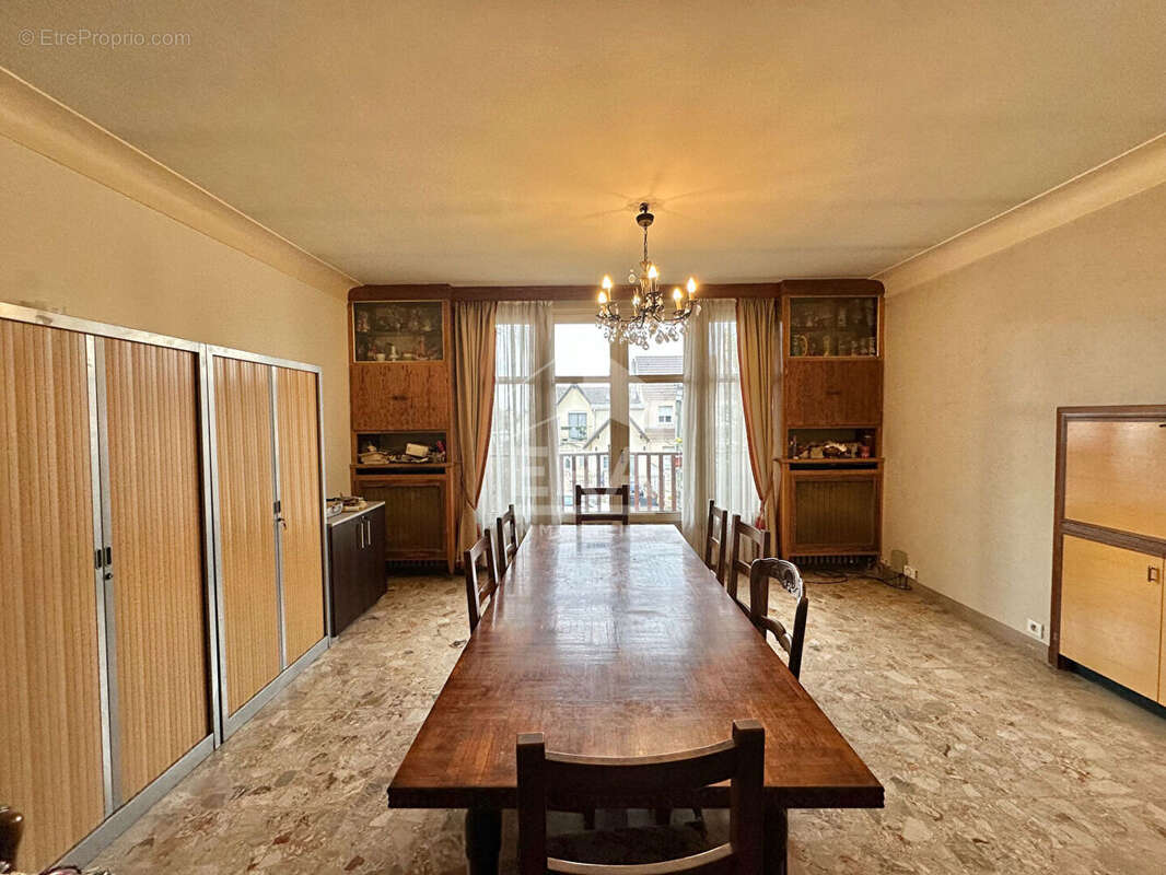 Maison à SARTROUVILLE