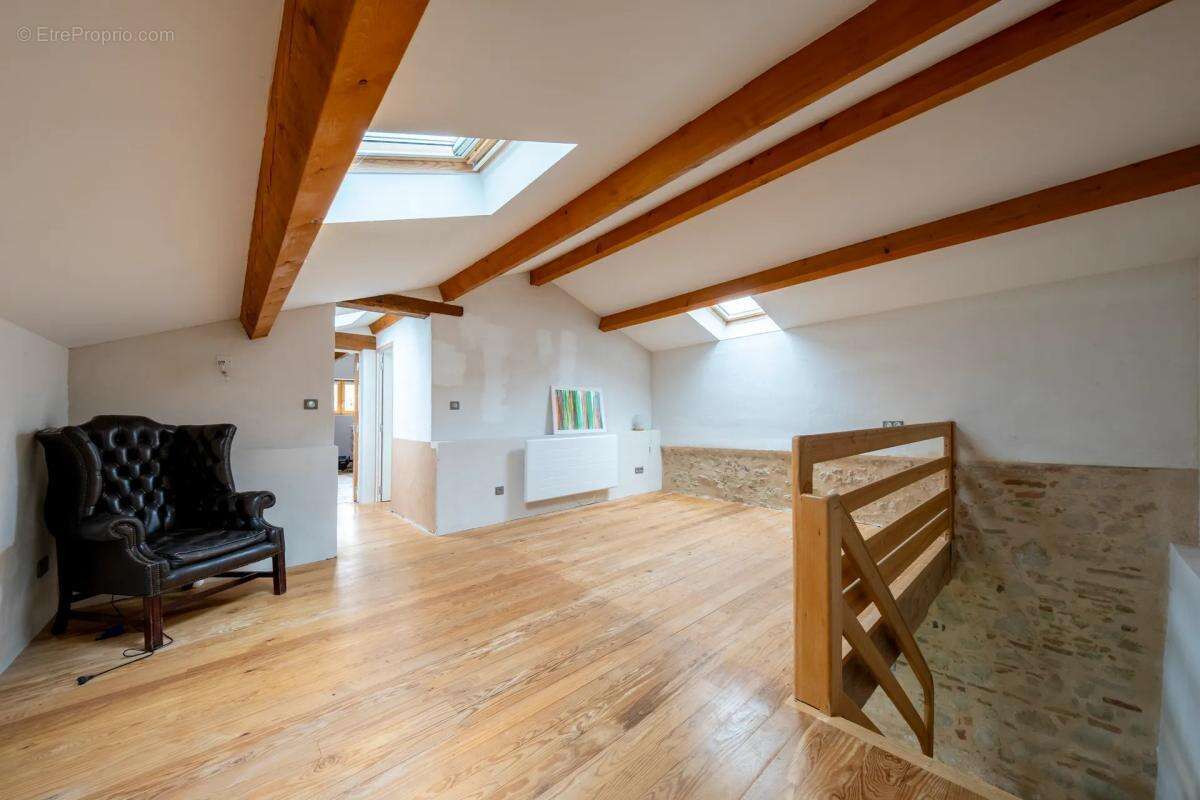 Maison à MONTGAILLARD