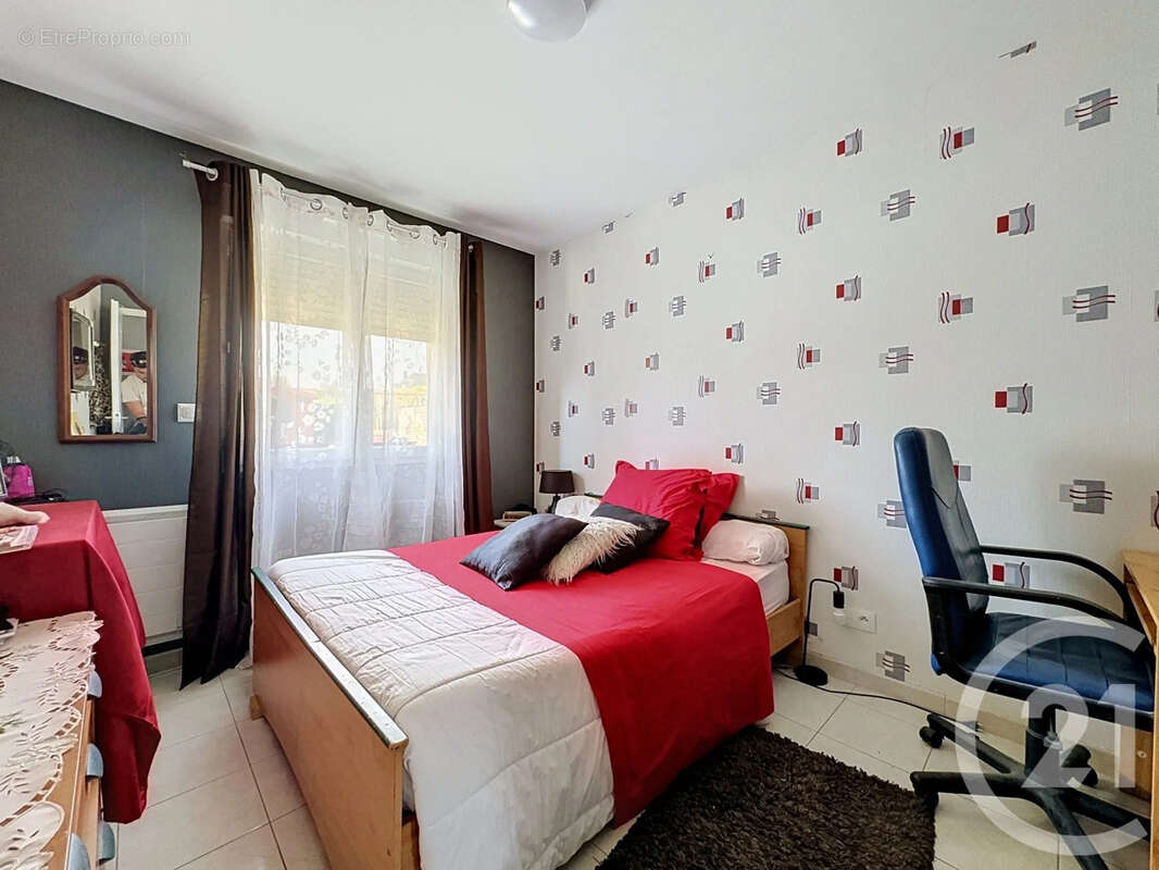 Maison 110 m² à Lavau  - photo 8