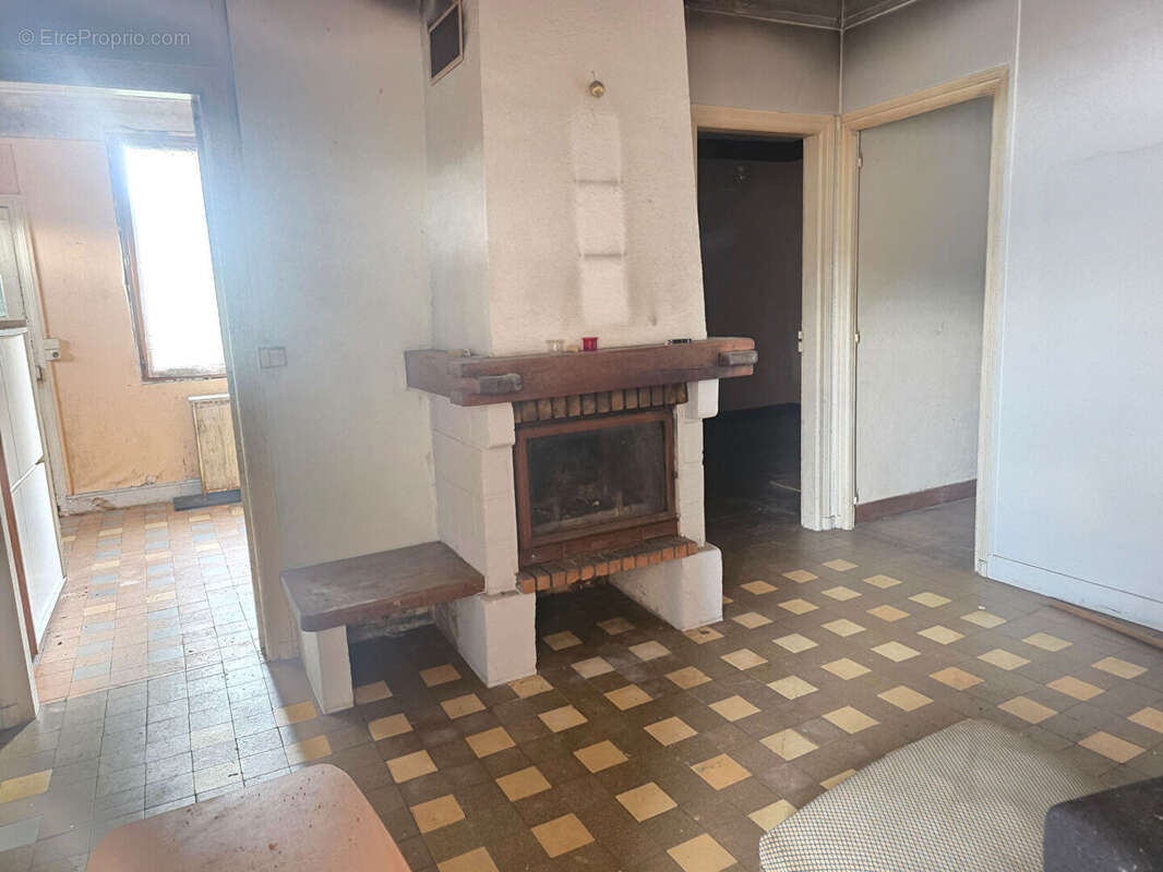 Maison 60 m² à Crevecoeur-Le-Grand  - photo 3