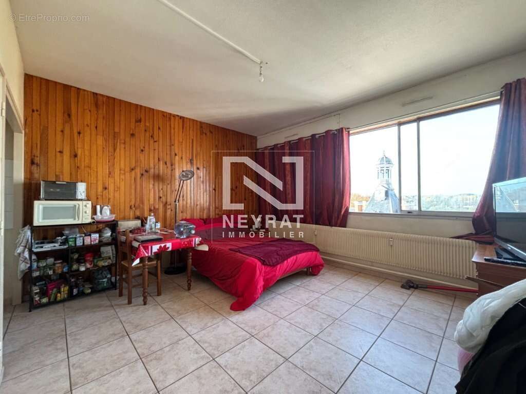 Appartement à MONTCEAU-LES-MINES