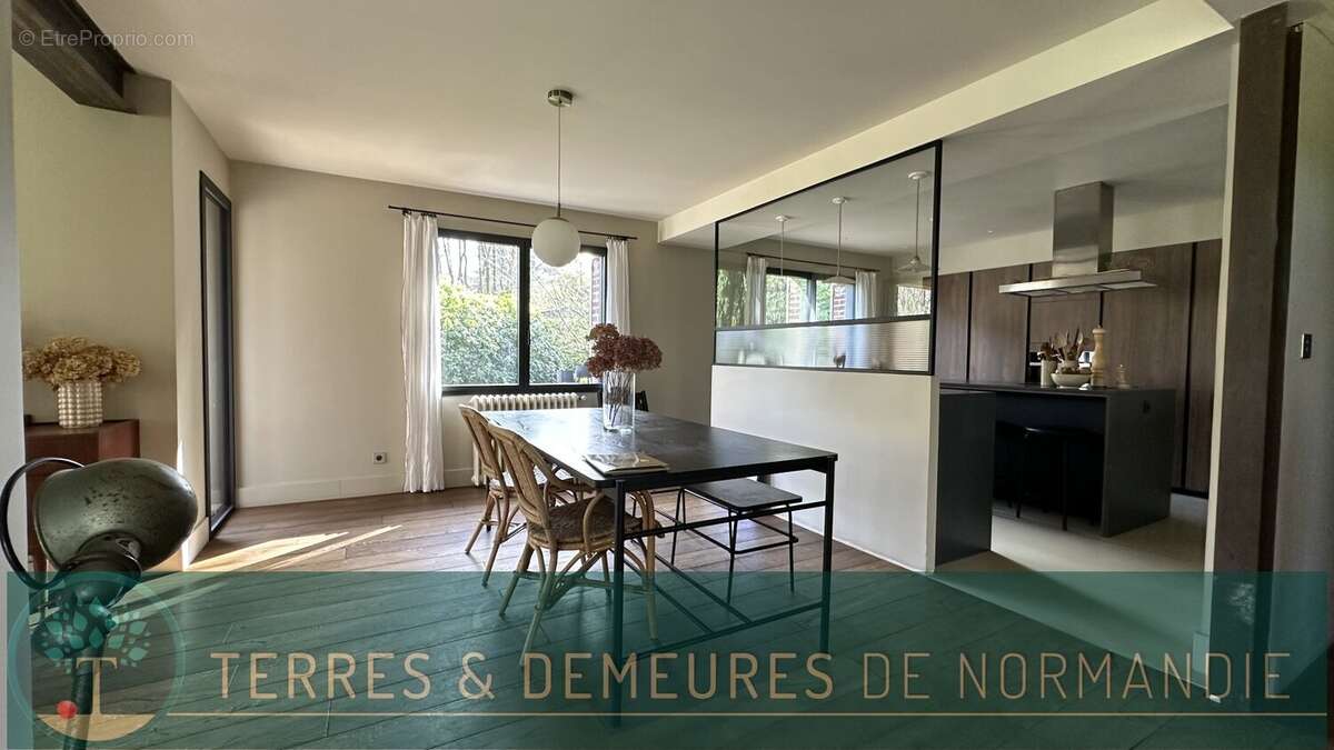 Maison à VARENGEVILLE-SUR-MER