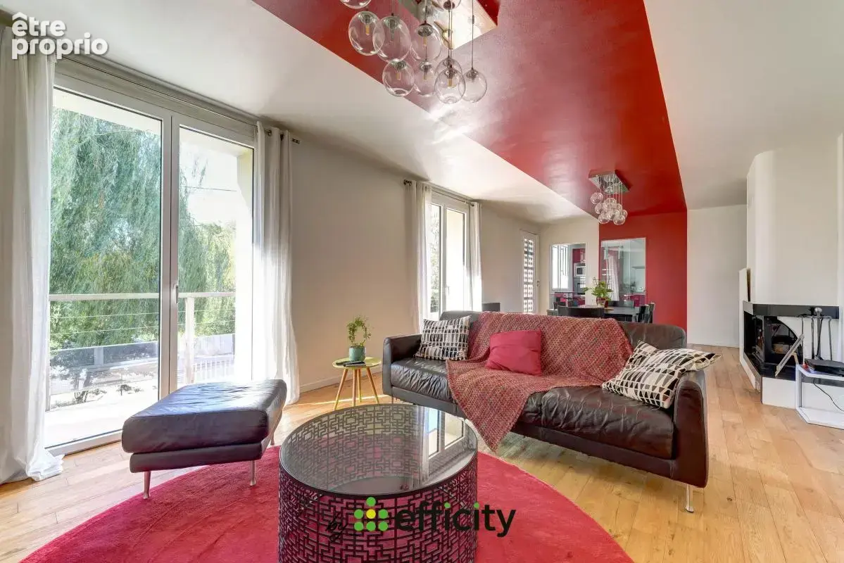 Maison 5 pièces 128 m² à vendre à Saint-Priest (69800) - photo 5