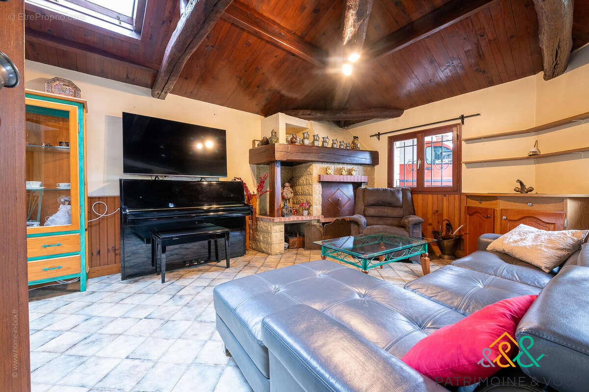 De plain pied - Maison à VILLIERS-SUR-MARNE